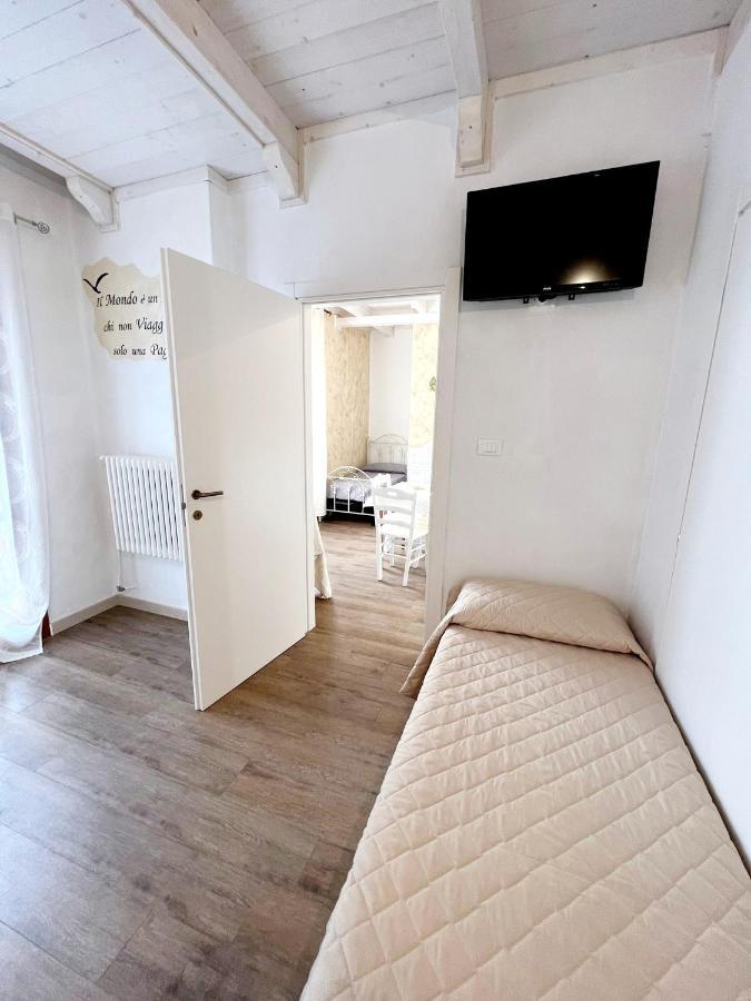 Il Girasole Bed & Breakfast Остуни Екстериор снимка