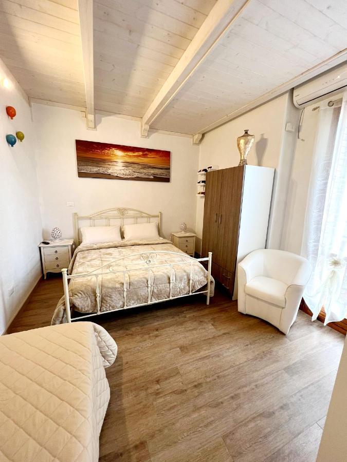 Il Girasole Bed & Breakfast Остуни Екстериор снимка