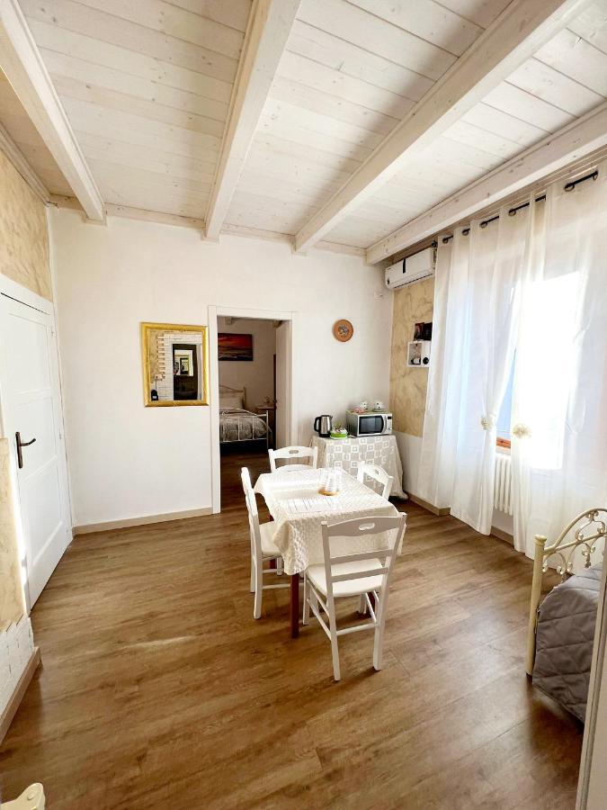 Il Girasole Bed & Breakfast Остуни Екстериор снимка