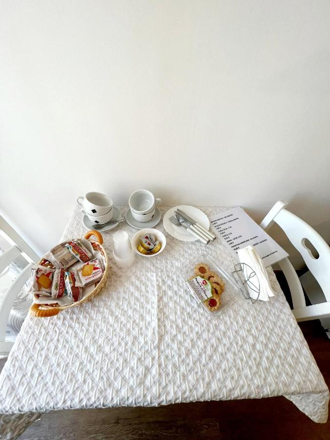 Il Girasole Bed & Breakfast Остуни Екстериор снимка