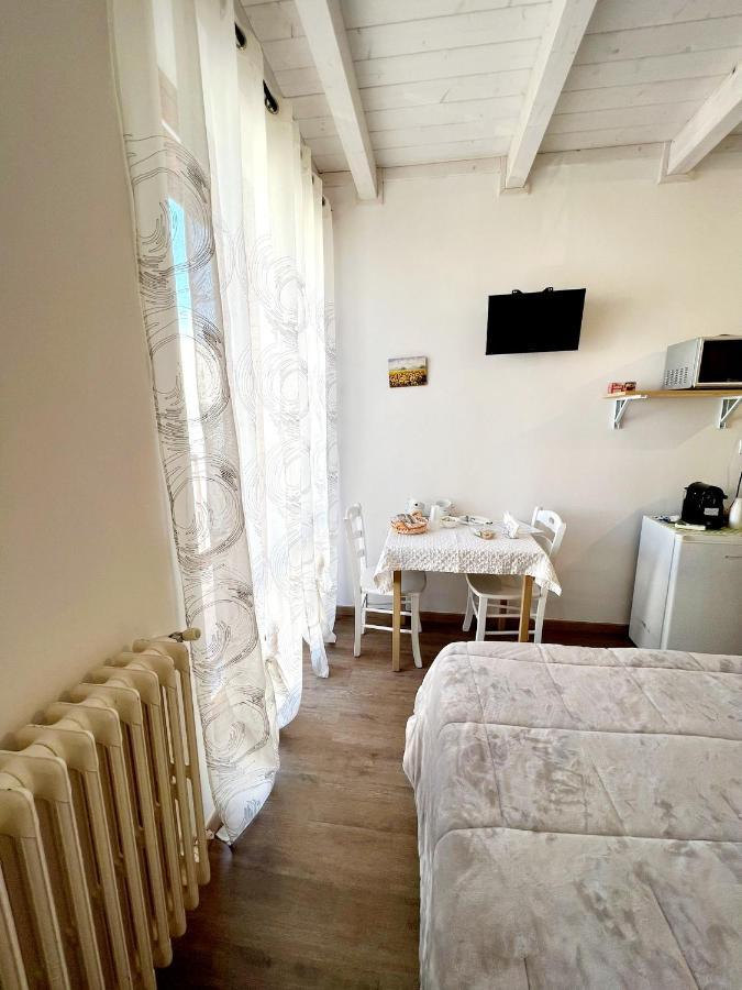Il Girasole Bed & Breakfast Остуни Екстериор снимка
