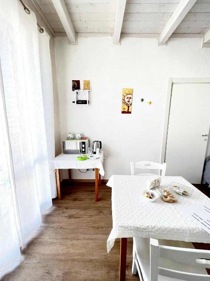 Il Girasole Bed & Breakfast Остуни Екстериор снимка