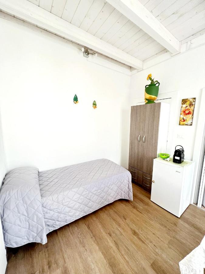 Il Girasole Bed & Breakfast Остуни Екстериор снимка