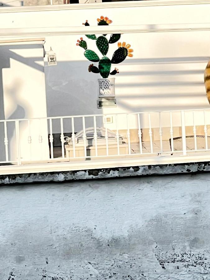 Il Girasole Bed & Breakfast Остуни Екстериор снимка
